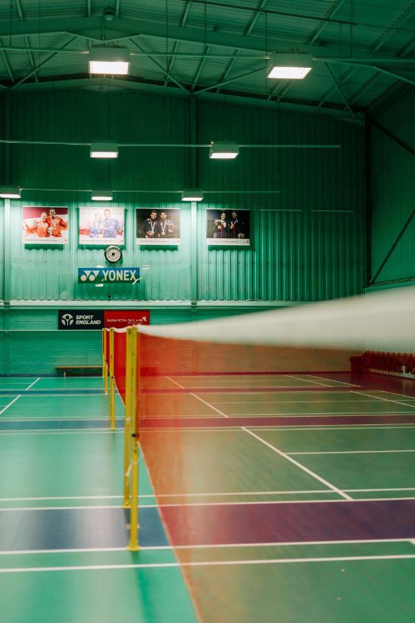 National Badminton Centre Lodge & Health Club Milton Keynes Ngoại thất bức ảnh