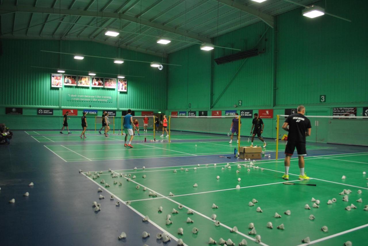 National Badminton Centre Lodge & Health Club Milton Keynes Ngoại thất bức ảnh