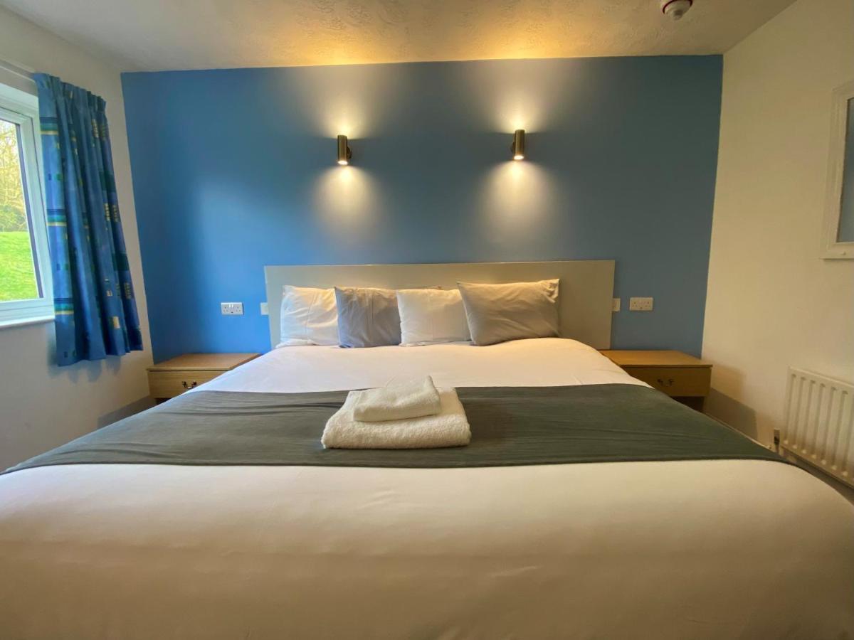 National Badminton Centre Lodge & Health Club Milton Keynes Ngoại thất bức ảnh