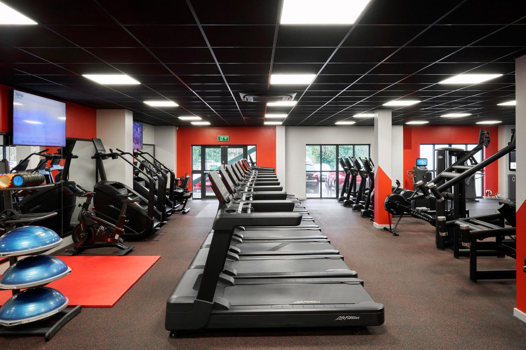National Badminton Centre Lodge & Health Club Milton Keynes Ngoại thất bức ảnh